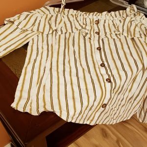 Maurices Cold Shoulder Top EUC Size Xlarge